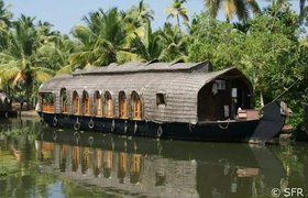 Flussschiff Indien