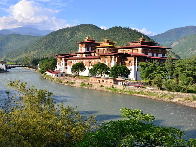 Dzong Punakha Buddhistische Klosterburg Bhutan