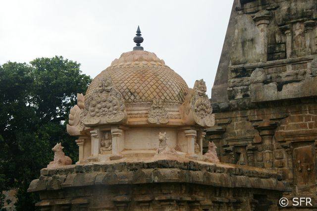 Tamil Nadu, Kuppel vom Nebentempel